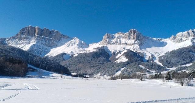 Petit Studio Mansarde 18 M2 Avec Navette Gratuit Aux Pistes De Ski Gresse-en-Vercors Exteriör bild